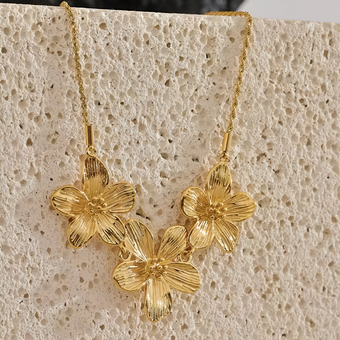 Collana Fiore Di Lino