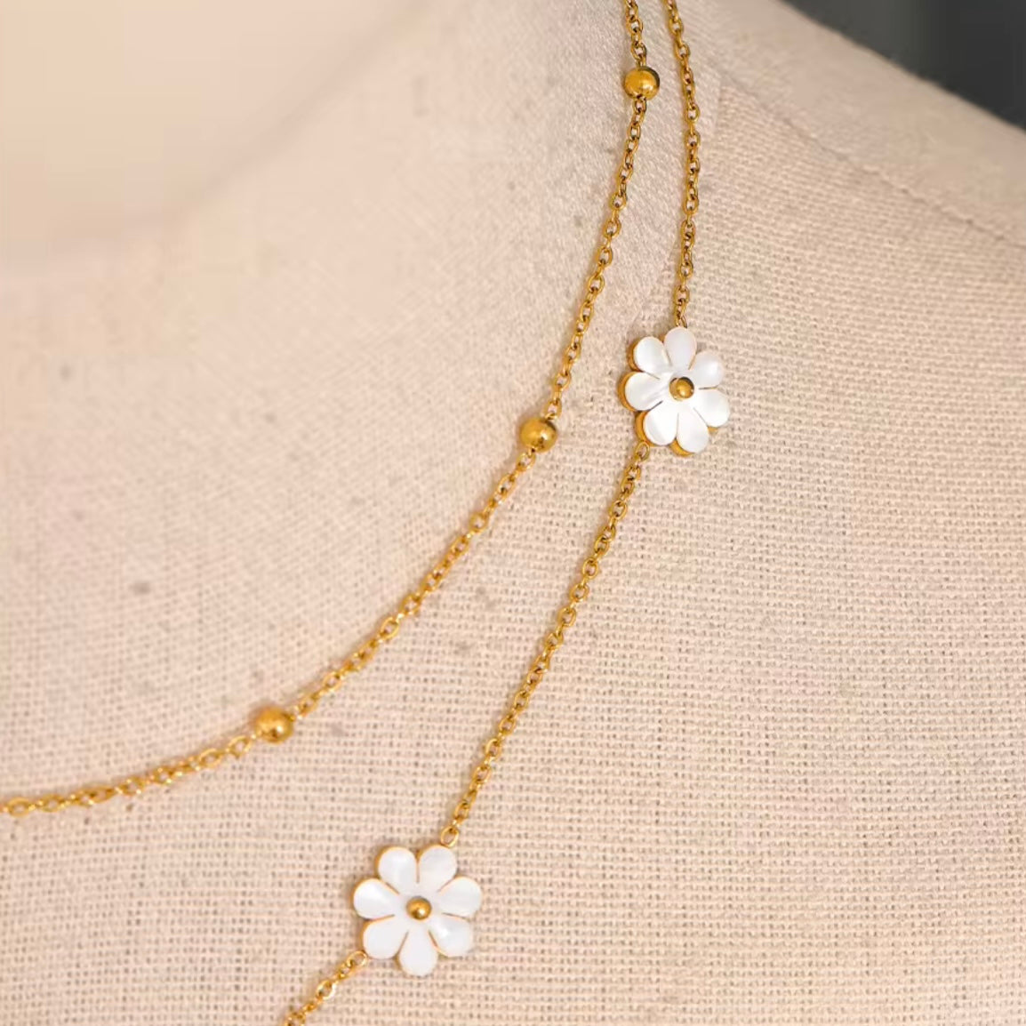 Collana Fiorellino Madreperla